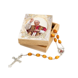 Caja Rosario en Madera Papa León XIV 